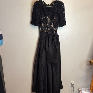 Eliza J Black Maxi Gown with Puff Sleeves Has Pockets NWT ♥️
